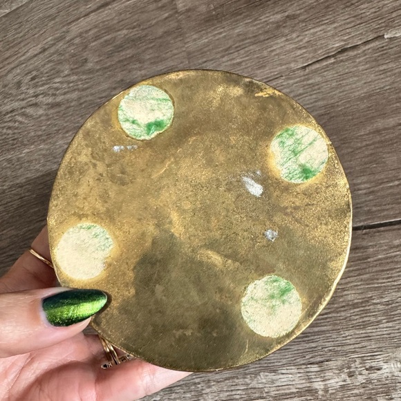 Little vintage brass embossed cricket box. Stash box - Picture 10 of 10